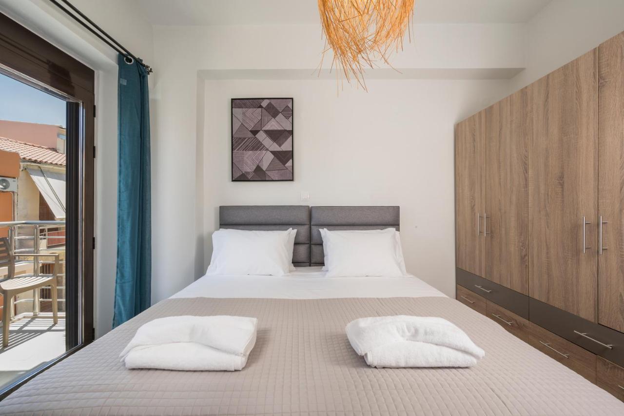 Crescendo City House Chrissi Akti Chania Exterior foto